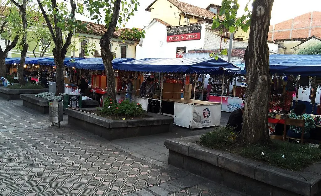 Hostal Latina Cuenca Hostel