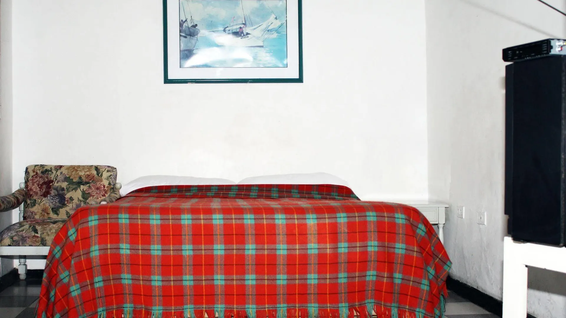 Hostal Latina Cuenca 0*,