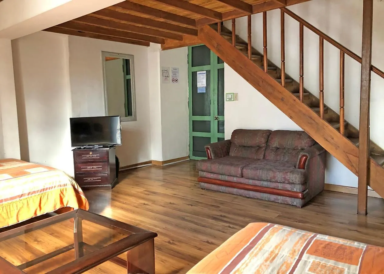Hostel Hostal Latina Cuenca