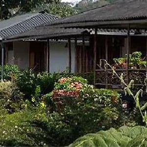 *** Hotel La Casa Del Suizo Ecuador