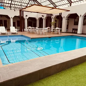 *** Hotel Ramada Ecuador