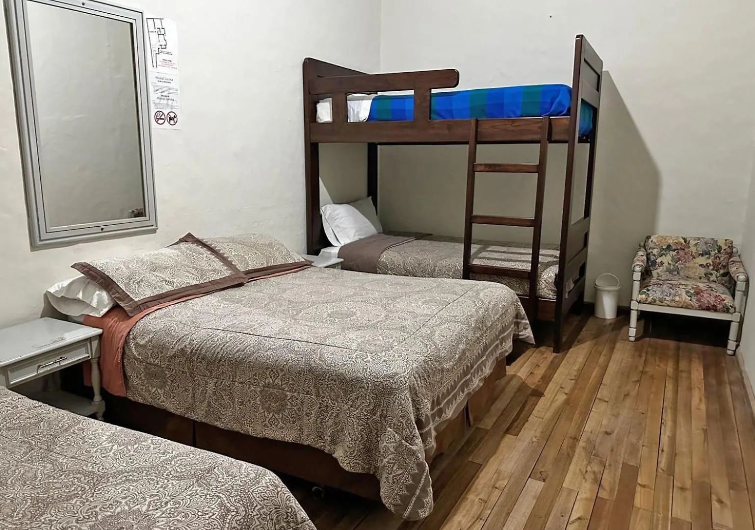 Hostal Latina Cuenca Ecuador